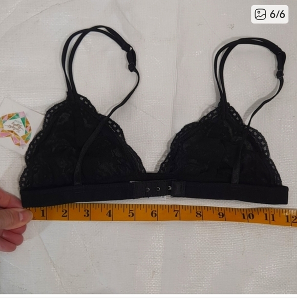 Twilight Gypsy Collection Black Lace Bralette NWT M/L - Picture 4 of 5